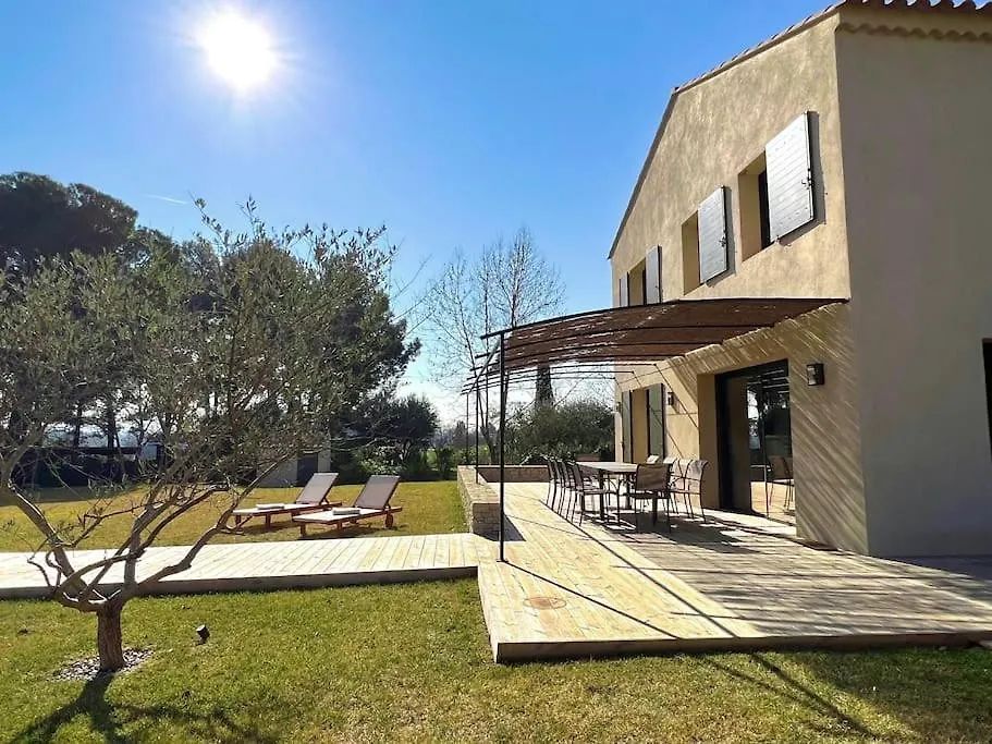 Villa Moderne Et Chaleureuse Au Milieu Vignes Et Calme Absolu A Aix En Provence Aix-en-Provence France
