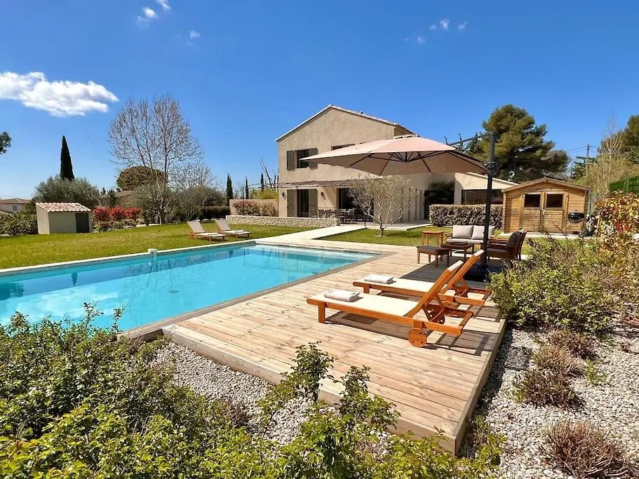 Villa Moderne Et Chaleureuse Au Milieu Vignes Et Calme Absolu A Aix En Provence Aix-en-Provence